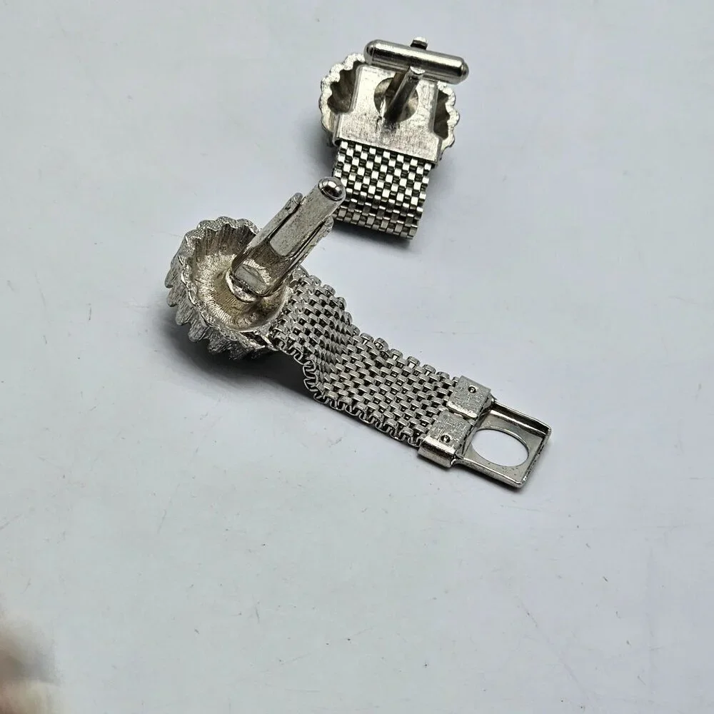Vintage Mens Silver Mesh Cufflinks With Hypnotic Swirl Design